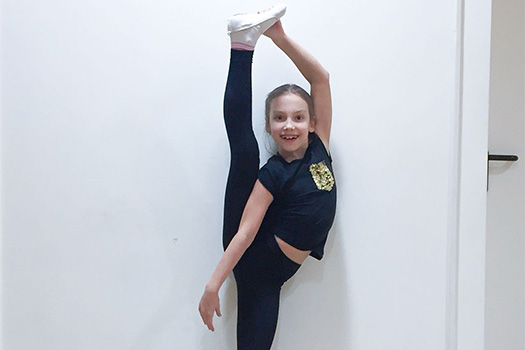 Спортивная хореография это специальные программы и комплексы хореографических упражнений для бальных танцев.